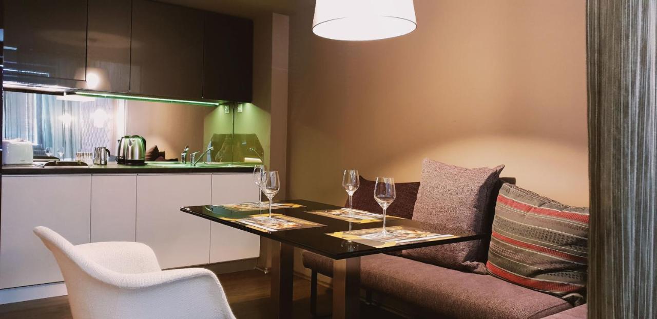Orion Apartman Sárvár Buitenkant foto